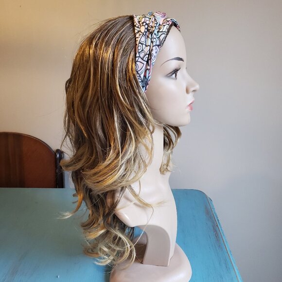 Beach Hair! 3/4 wig - Picture 4 of 11